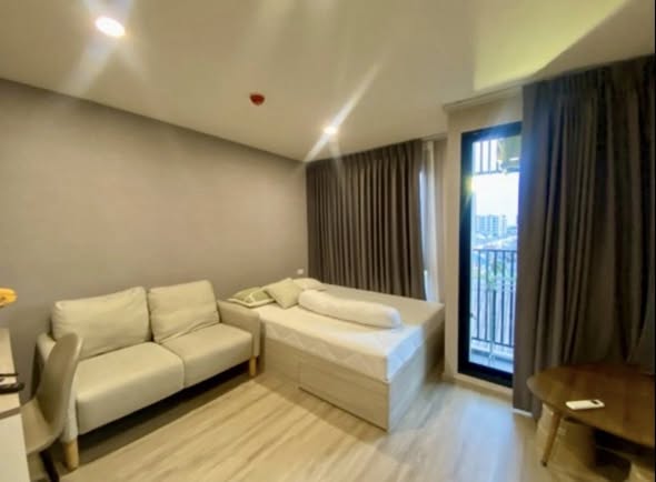 bedroom of Brompton Pet Friendly Samrong Station บรอมป์ตัน เพ็ท เฟรนด์ลี่ สำโรง สเตชั่น