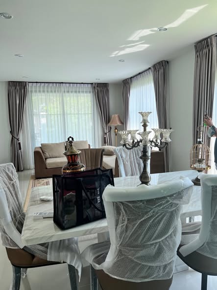 room interior of บุราสิริ พัฒนาการ Burasiri Pattanakarn
