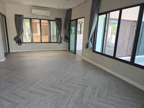 room interior of Burasiri Rangsit