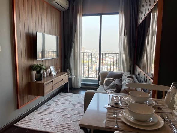 bedroom of C Ekkamai Condominium