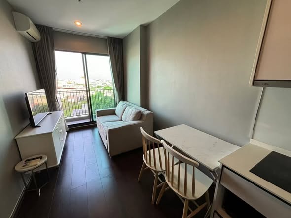 bedroom of C Ekkamai Condominium