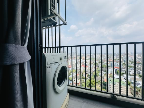 C Ekkamai Condominium