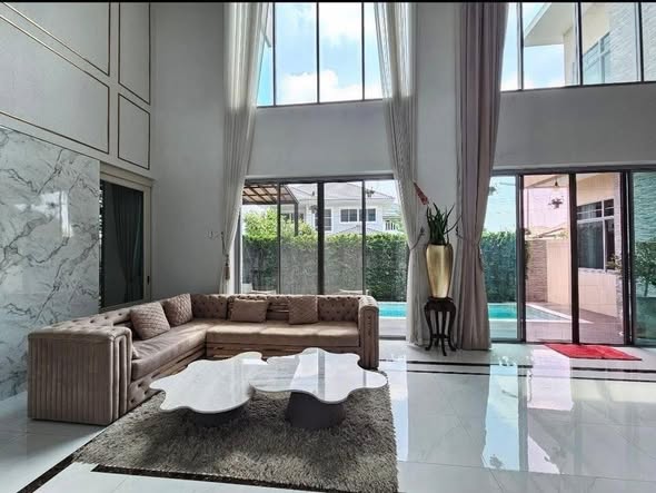 living room of Casa Legend Ratchaphruek – Pinklao.