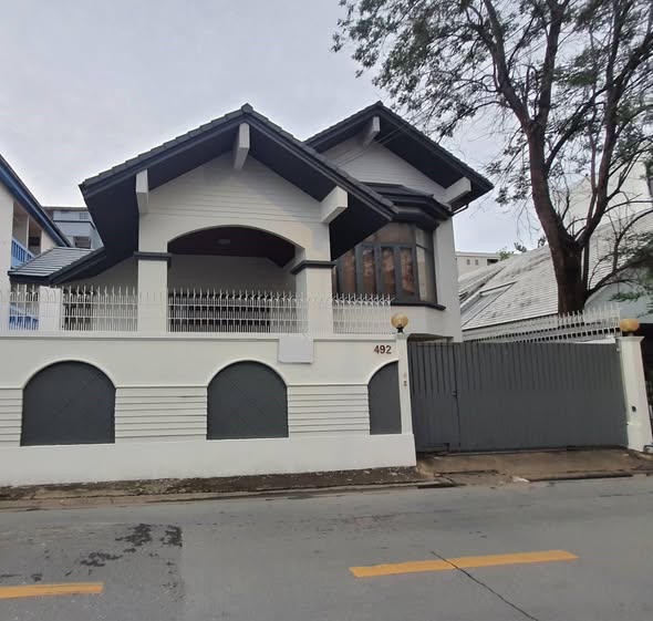 Casa Presto House Wongwan-Pinklao | Q House