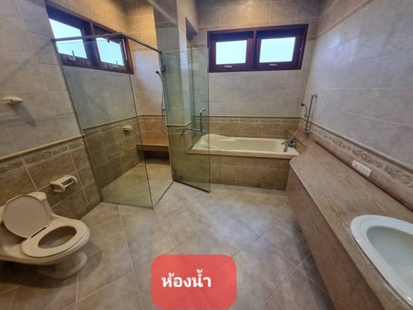 room interior and bathroom of Casa Presto House Wongwan-Pinklao | Q House