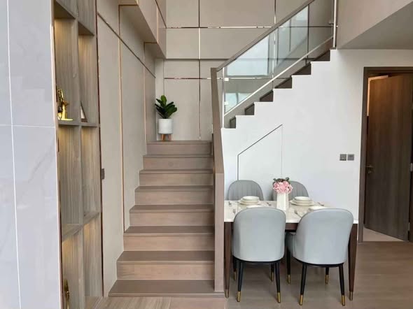 room interior of Celes Asoke