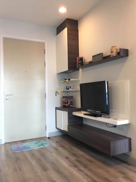 living room and room interior of Centric Sathon-St Louis