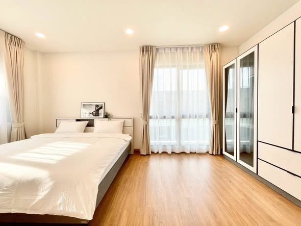 bedroom and room interior of Centro Bangna