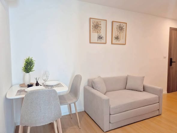 living room of Cerocco Bangna 36