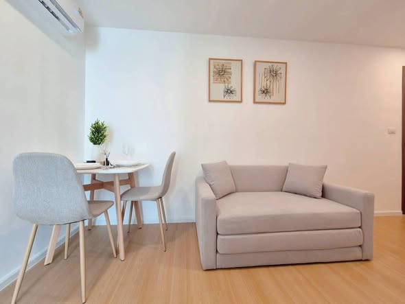 living room and room interior of Cerocco Bangna 36