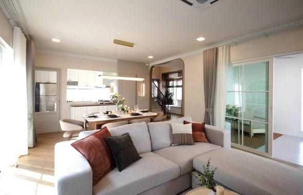 living room of Chaiyapruek Bangna KM15