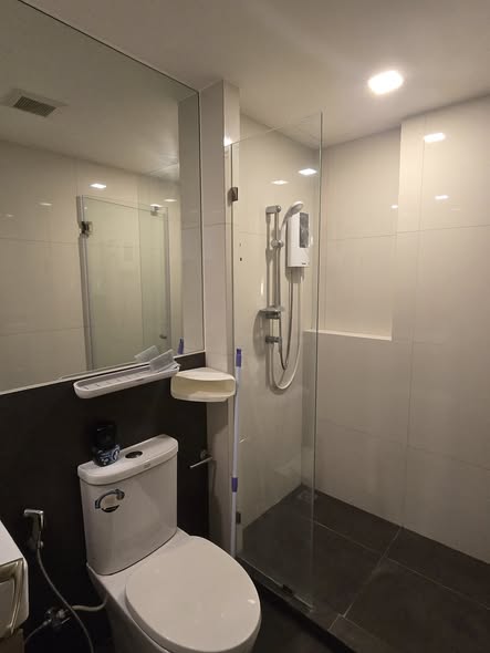 room interior of CHAMBERS On Nut Station, Sukhumvit Soi 81