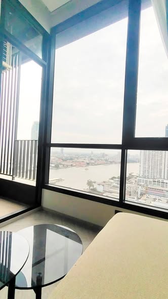 Chapter Charoennakhon–Riverside