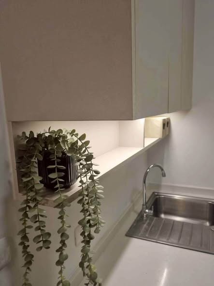 bathroom of Chapter One Eco Ratchada-HuaiKhwang