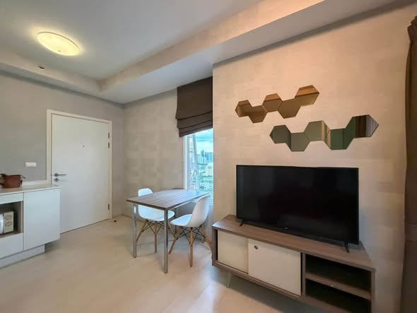 bedroom of Chapter One Eco Ratchada-HuaiKhwang
