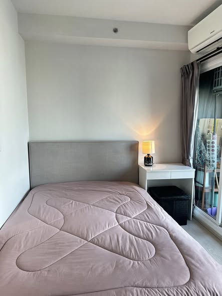 bedroom of Chapter One Eco Ratchada-HuaiKhwang