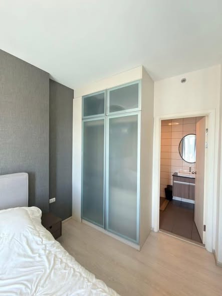 bedroom and room interior of Chapter One Eco Ratchada-HuaiKhwang