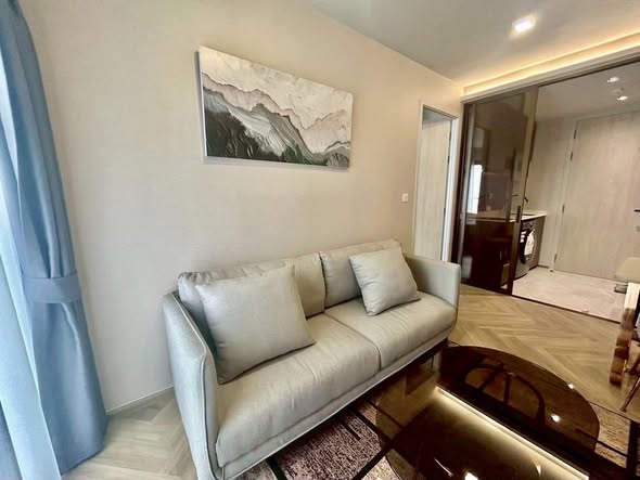 bedroom and living room of CHAPTER THONGLOR 25