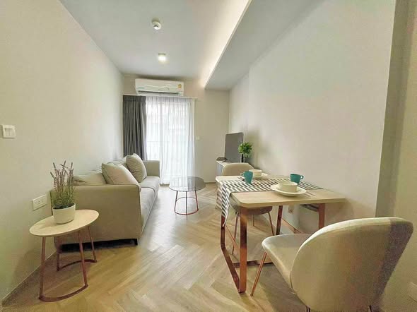 living room of CHAPTER THONGLOR 25