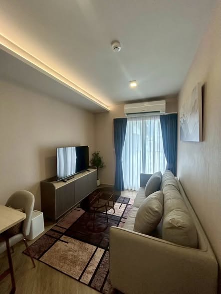 living room and bedroom of CHAPTER THONGLOR 25