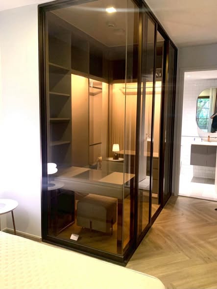 room interior of CHAPTER THONGLOR 25