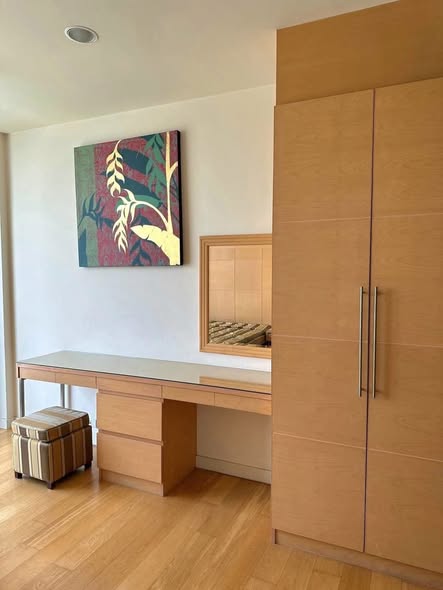 room interior of Chatrium Hotel Riverside Bangkok