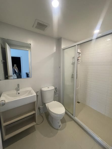 bathroom of Chewathai Hallmark Ladprao – Chokchai 4 Phase 2