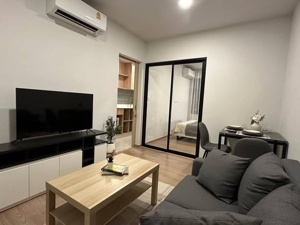 bedroom and living room of Chewathai Pinklao | ชีวาทัย ปิ่นเกล้า
