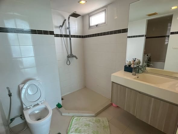 bathroom of Club Royal Condominium