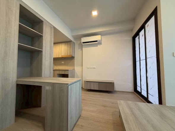 room interior of COBE Kaset-Sripatum (โค้บบ์ เกษตร-ศรีปทุม)