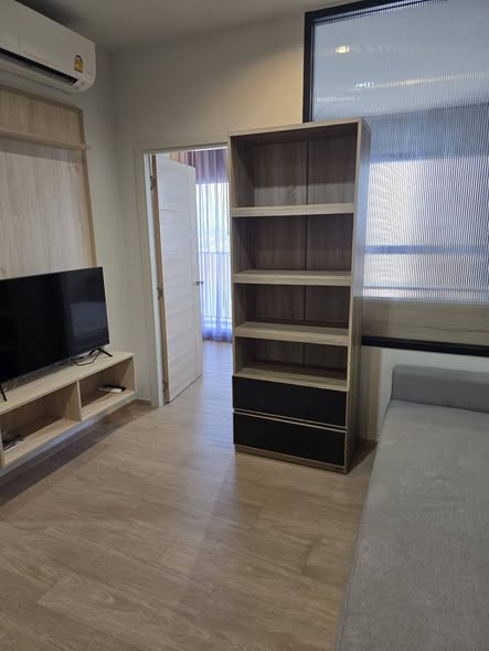 room interior of COMMON TU