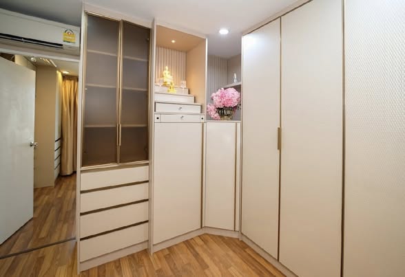 bedroom and bathroom of Condo U @ Huamak Station, building A