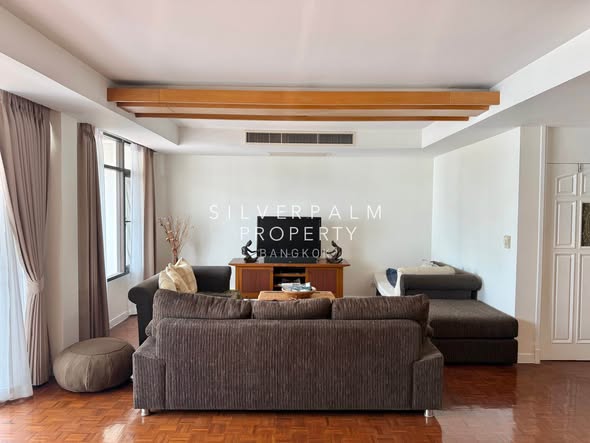 living room of Cozy Bangkok Place