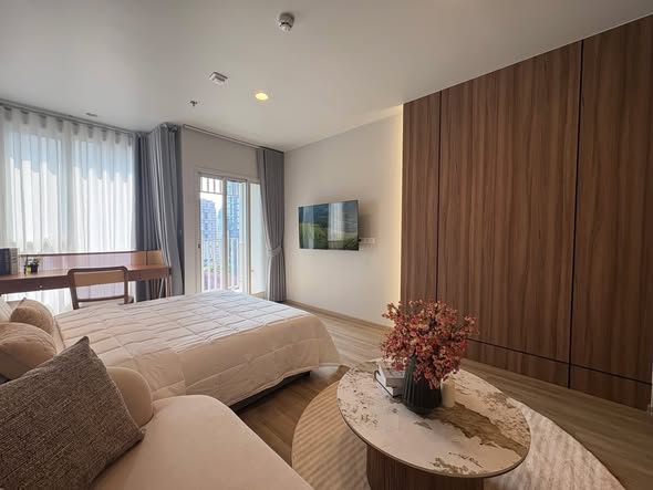 bedroom and room interior of Culture Thonglor