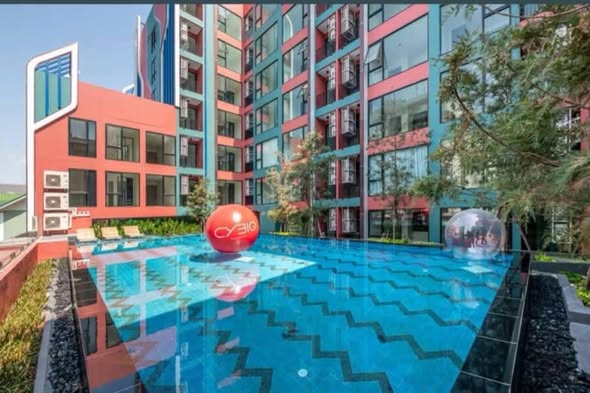 pool of Cybiq รัชดา 32