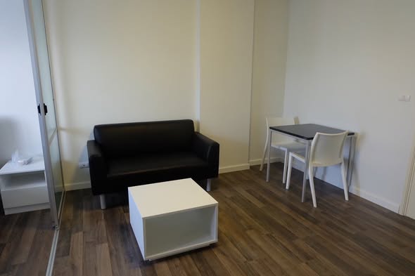 room interior of D Condo Sukhumvit 109