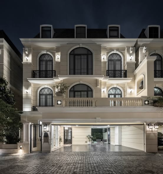 D-HOUSE