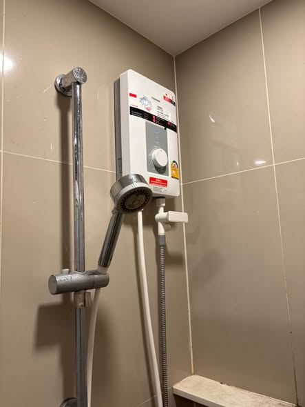 bathroom of DENIM Jatujak
