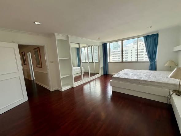 bedroom of DS Towers1