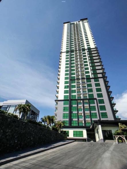Dusit Grand Condo View