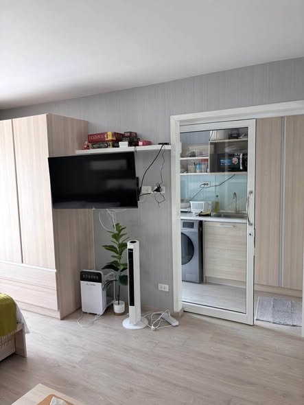 room interior of Elio Del Ray