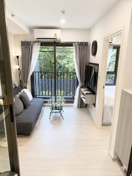 bedroom and room interior of Escent Park Ville Chiangmai