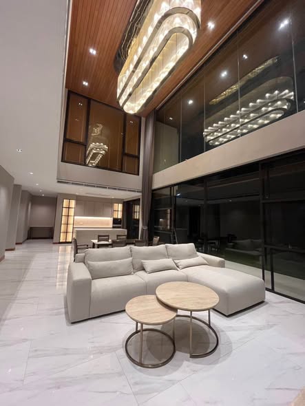 living room of Evergreen View Tower