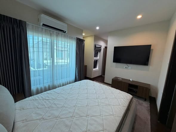 bedroom of Forest House