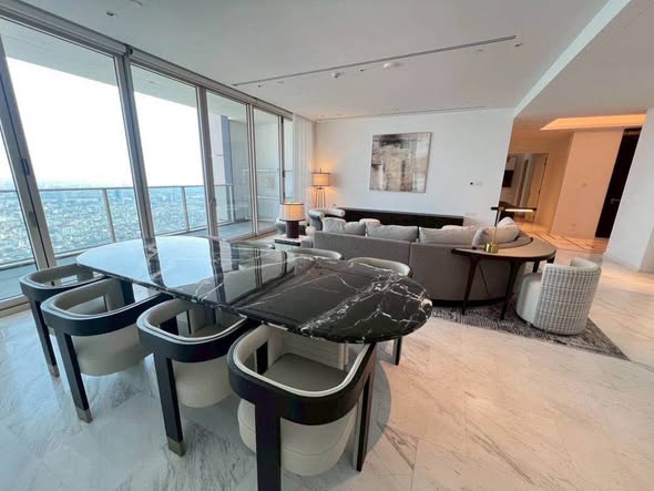 Four Seasons Private Residences
