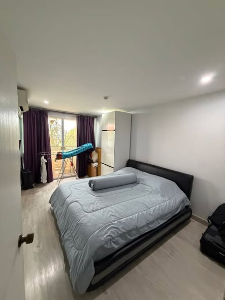 bedroom of Fragrant 71 Condo |