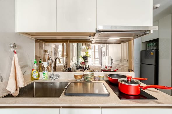 kitchen of Fynn Asoke