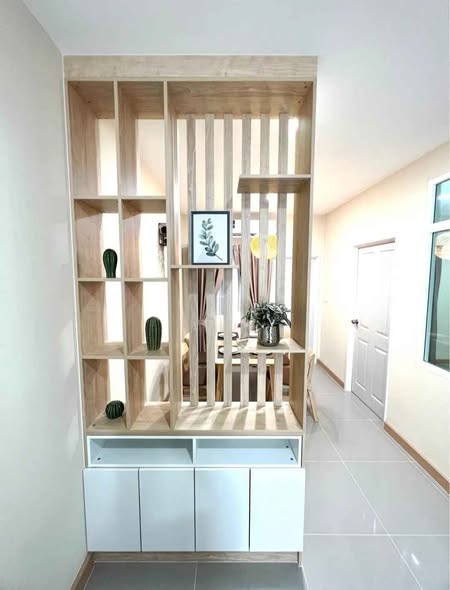 Golden Neo, Sukhumvit LaSalle