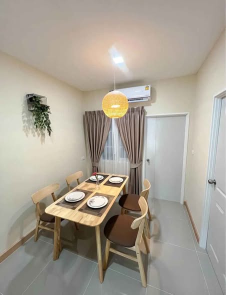 room interior of Golden Neo, Sukhumvit LaSalle