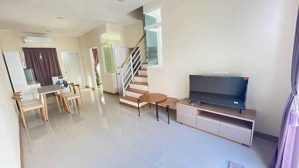 living room and bedroom of Golden Town Charoen Muang – Superhighway